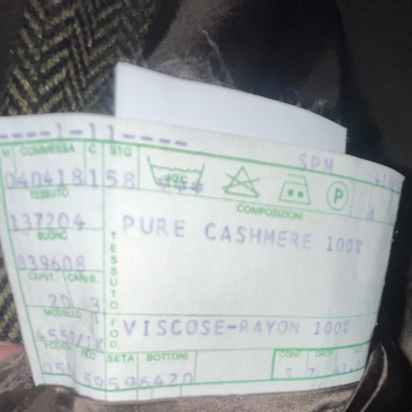 Giorgio Armani men’s pure cashmere brown 3 button sport coat - Picture 2 of 8